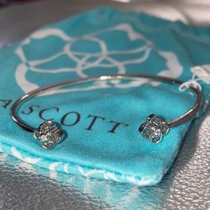 KENDRA SCOTT NWT “RUE” Open Cuff Bracelet - Silver
